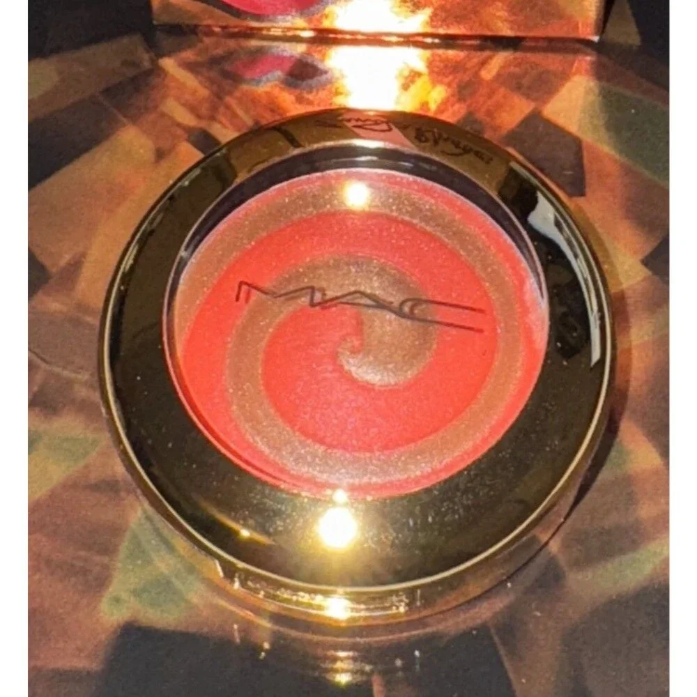 MAC MORANGE Z GLOSS~ZANDRA RHODES COLLECTION